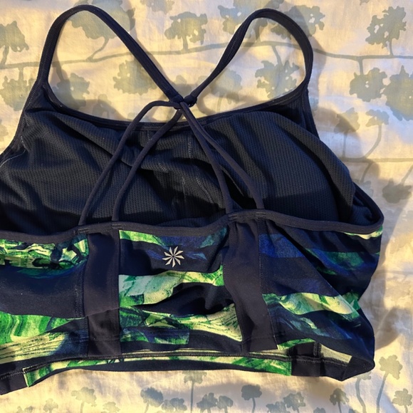 Athleta - 2 sports bras and a padded (removable pads) bralette sz XL - Picture 3 of 6